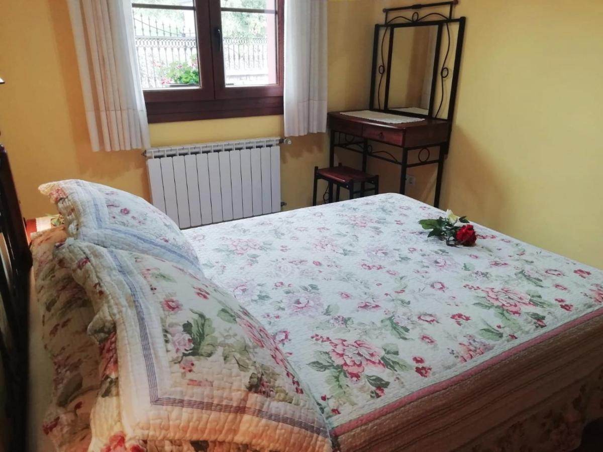 Apartamentos Rurales La Vina Onís Eksteriør billede