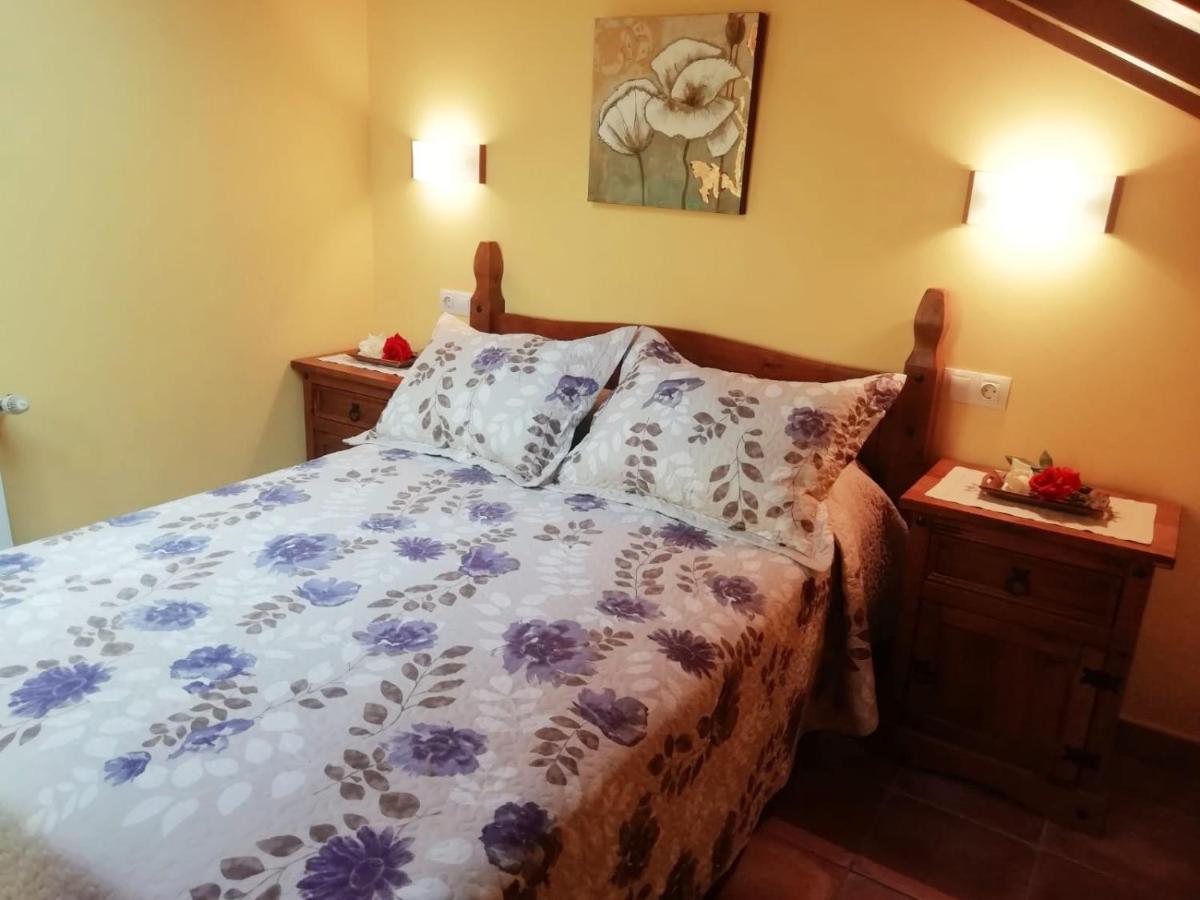 Apartamentos Rurales La Vina Onís Eksteriør billede