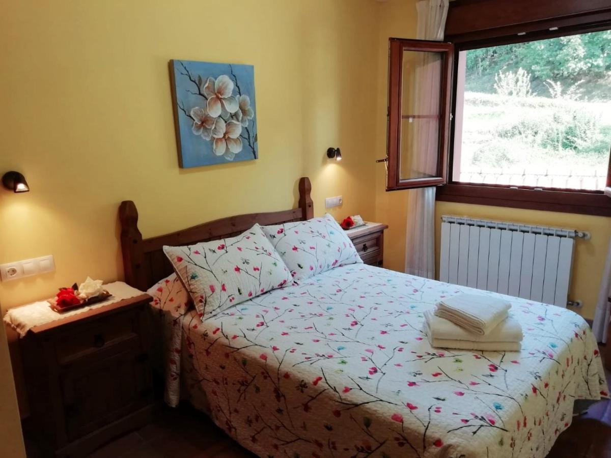 Apartamentos Rurales La Vina Onís Eksteriør billede