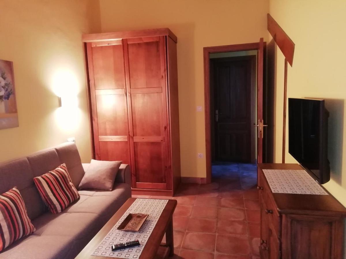 Apartamentos Rurales La Vina Onís Eksteriør billede