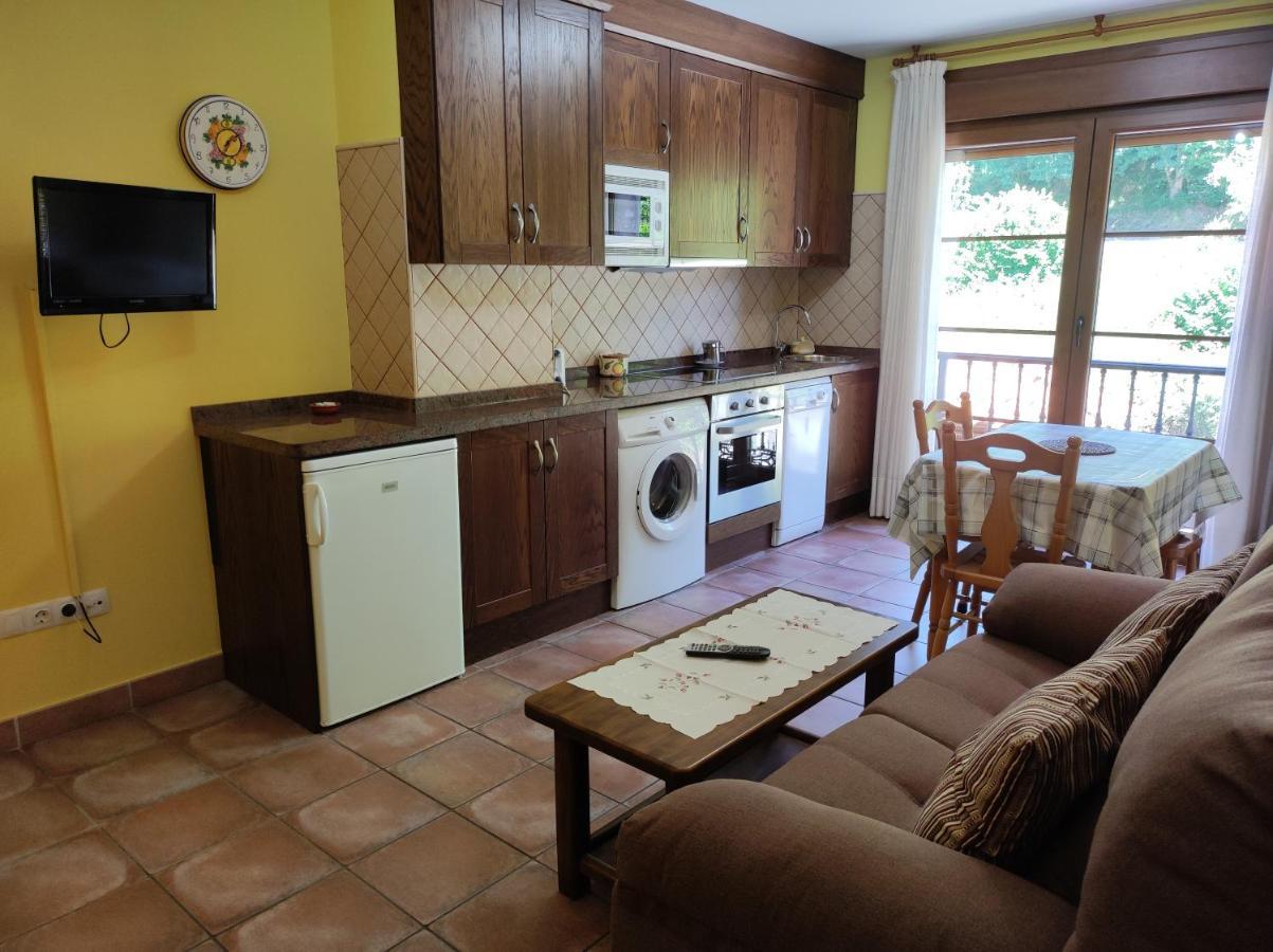 Apartamentos Rurales La Vina Onís Eksteriør billede