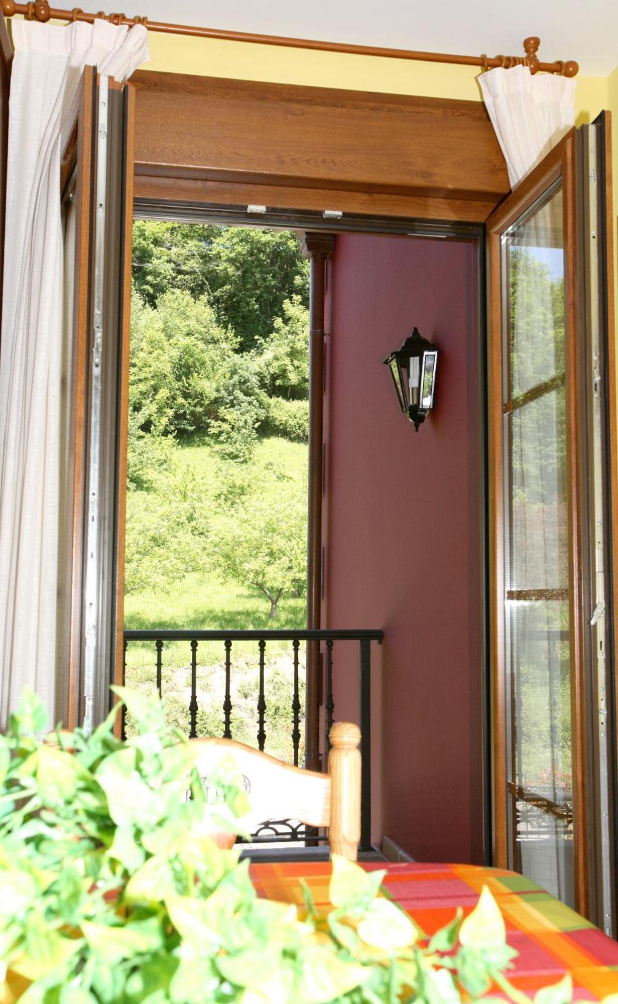 Apartamentos Rurales La Vina Onís Eksteriør billede